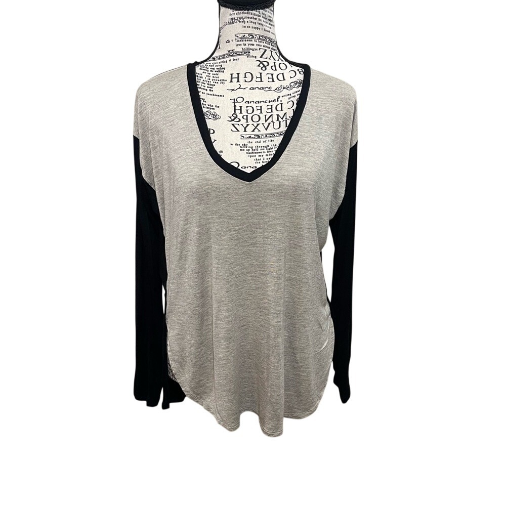 Madewell Long Sleeve V-Neck Top - Black and Gray